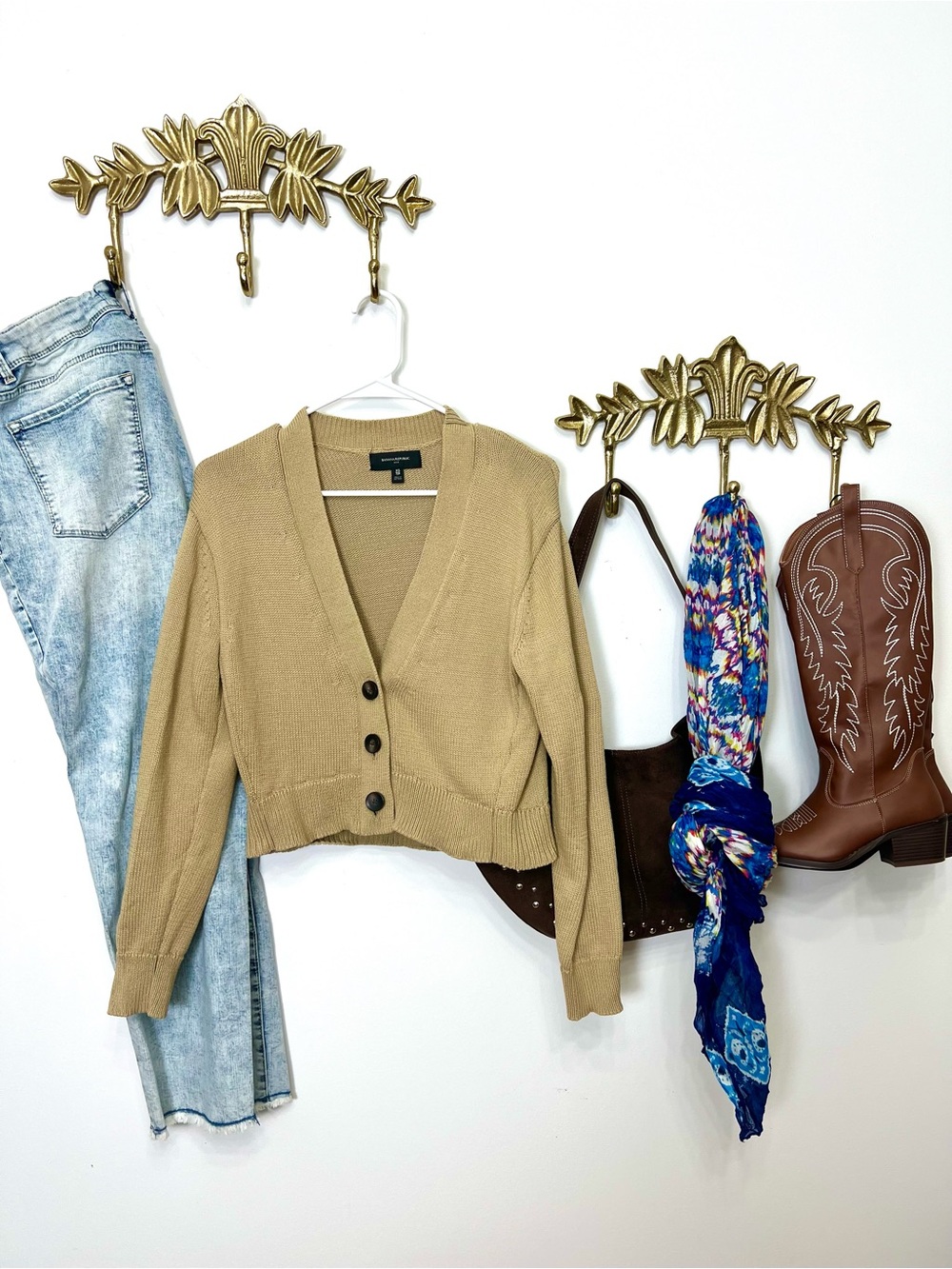Banana republic cardigan sweater M ptp 20” l 20”